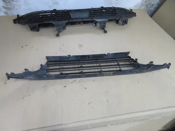 Griglia Paraurti Anteriore Toyota Yaris IV 20- image 6