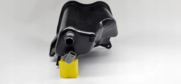 Ausgleichsbehälter Behr Hella 17137552546 image 4