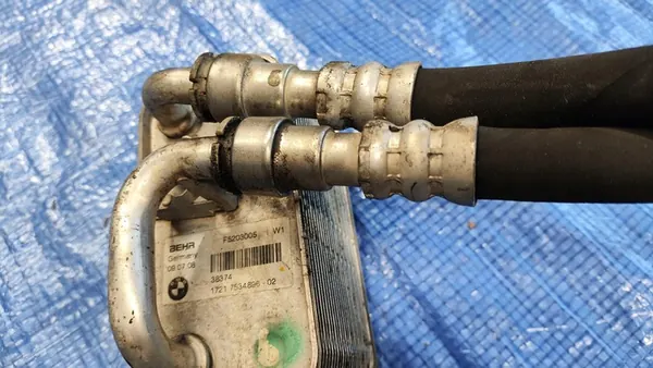 Ensemble de tuyaux de refroidisseur d'huile BMW E60 E61 E63 E64 3.0 N53 image 3