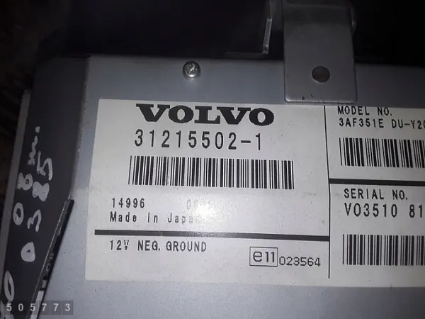 Volvo V70 Näyttöruutu OEM 312155021 - Käytetty image 4