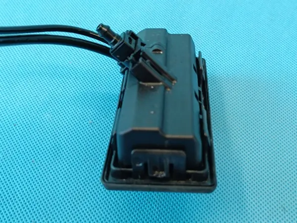 Puxador de porta-malas OEM 5NA827566D com câmera image 6