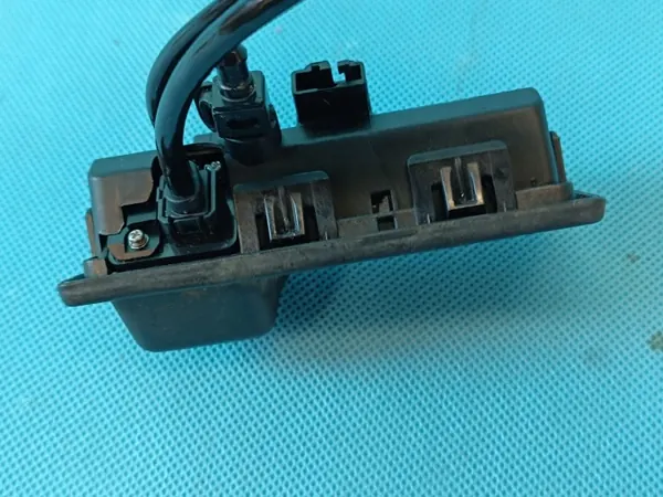 Puxador de porta-malas OEM 5NA827566D com câmera image 7