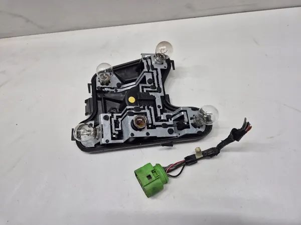 AUDI A4 B6 Sedan Rücklicht-Einsatz links OEM 153947 image 2