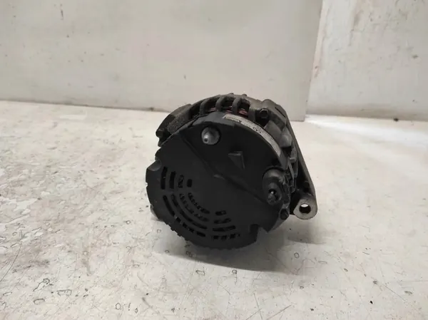 MERCEDES C W203 00- 2.0 B Vaihtovirtageneraattori A0111546802 image 3