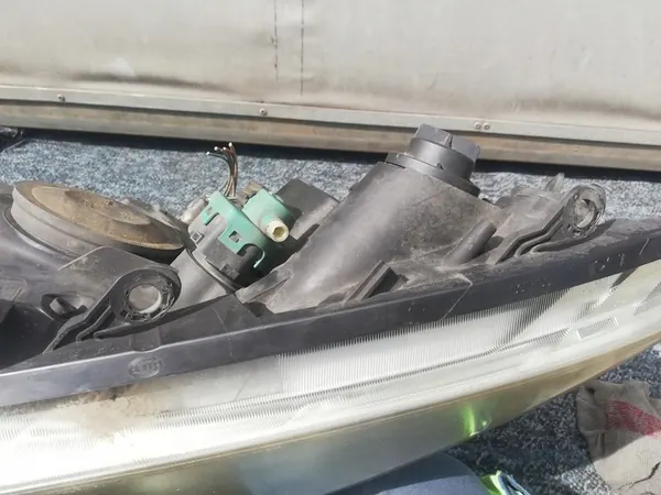 Farol dianteiro esquerdo RENAULT SCENIC II LIFT image 2