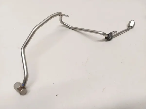 Ligne d'injecteur de carburant Porsche Cayman 981 image 1