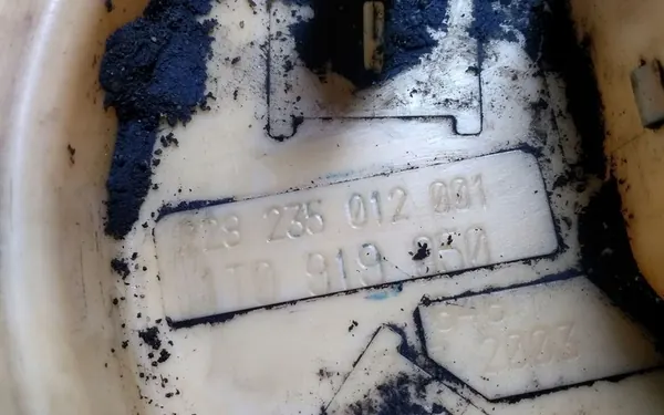 Bomba de Combustível Volkswagen Touran I 228235012001 image 2