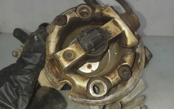 Begagnad Opel Astra F Förgasare OEM ARA137194 image 4