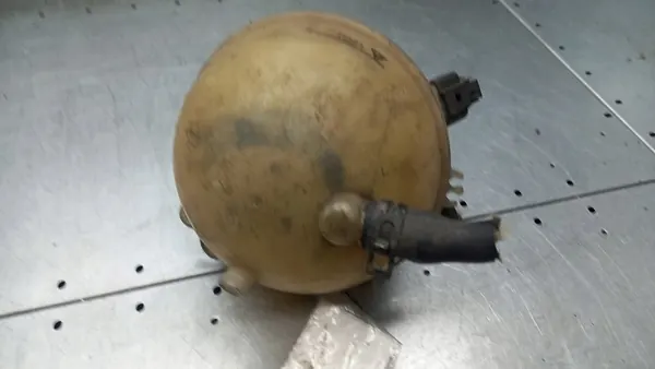 Kühlmittelbehälter VW Golf 1J0121403A image 4