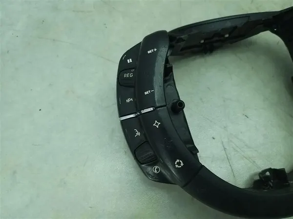 Interruptores de direção Citroen C4 I Grand Picasso 2006-2013 image 2