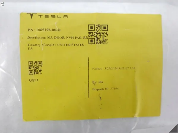Aislamiento Puerta Trasera Derecha Tesla Model 3 OEM 1085196-00-D image 5