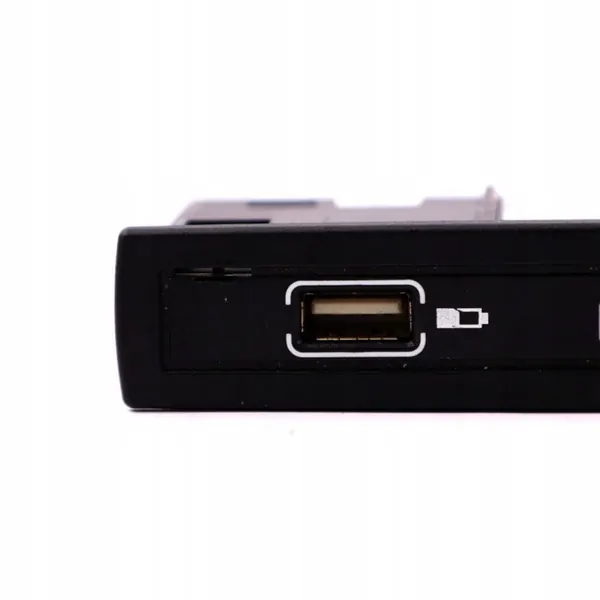 Mercedes Multimedia Hub USB Adapter OEM A1728202100 image 3