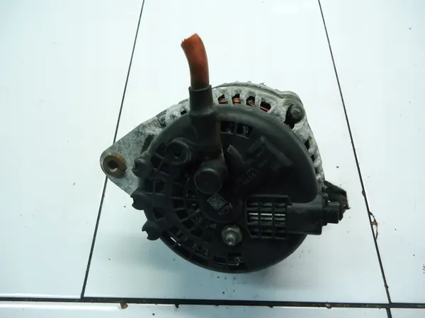 OPEL ASTRA IV J 1.7CDTI Vaihtovirtageneraattori image 3