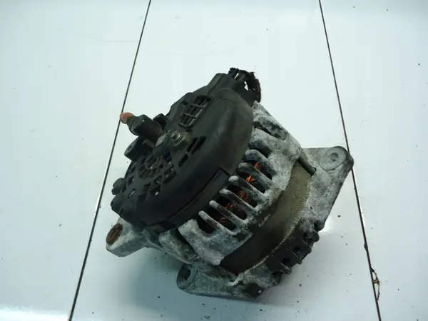 OPEL ASTRA IV J 1.7CDTI Vaihtovirtageneraattori image 4