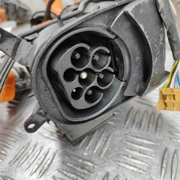 Cable de carga batería Skoda Enyaq IV OEM 5LA907175 image 4