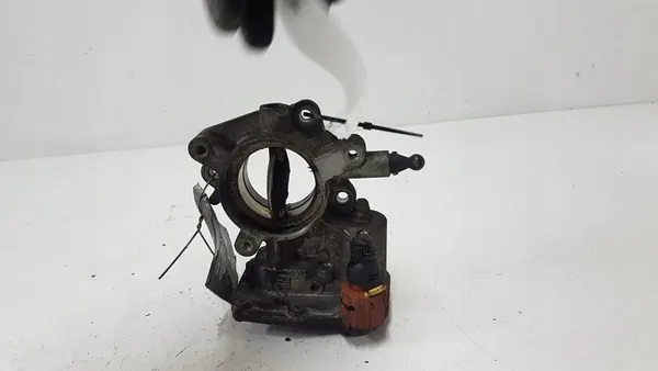 Vergaser OPEL INSIGNIA A SEDAN 2.0L diesel 2011 OEM 55564164 image 4