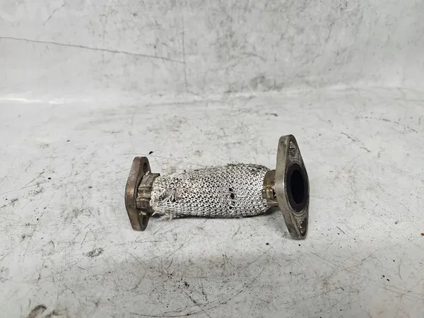 Audi Q7 4L 3.0 TDI EGR Pipe 059131525AB image 3