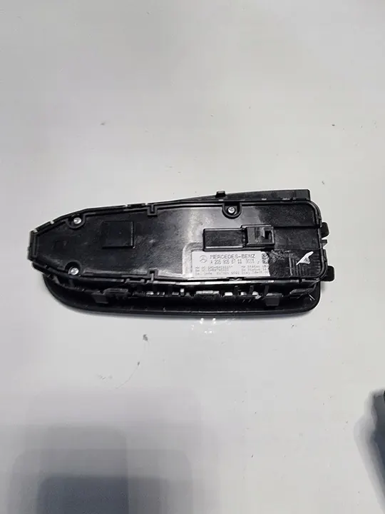 MERCEDES C W205 Raamschakelaars Set A2059056711 image 7