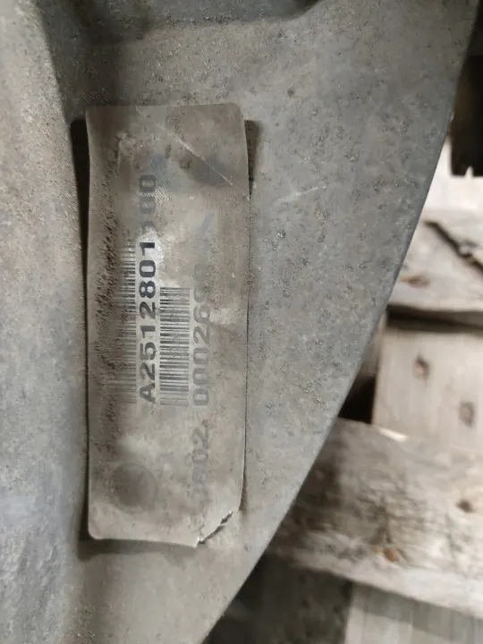 Mercedes verdeelkast OEM 2512801100 voor ML W164 6.3 AMG image 5