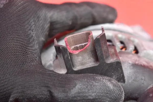 Generaattori Opel Astra 5 1.6 CDTI 13587304 image 8