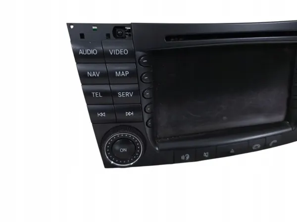 Mercedes W211 Navigaattoradio OEM A2118272442 image 3