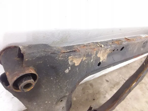Molas dianteiras Nissan OE OEM ARA261866 - Usado image 3