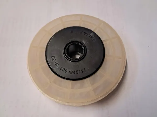 Filtre à huile Mercedes W115 OM image 1