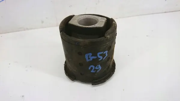 BMW 5 E39 Bakre Gummibussning OEM 33311091422 image 2