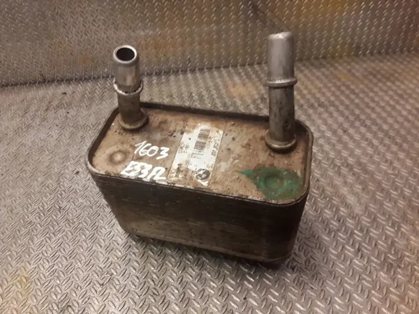 Arrefecedor de óleo BMW X5 E53 OEM 7537601 - 4.4L image 2