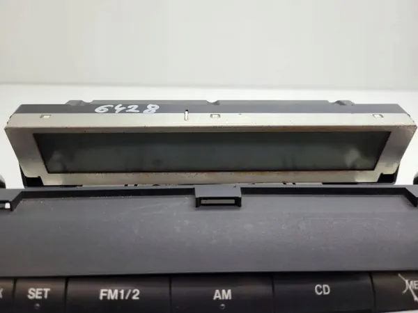 Mazda 3 BK Radionäyttö OEM 14794018 - Käytetty image 4