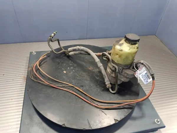 Pompe de direction Opel Astra H OEM Wrakowisko-14066- image 2