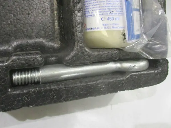 Insertion Mousse Compartiment Coffre Opel Mokka OEM 95127322 image 3