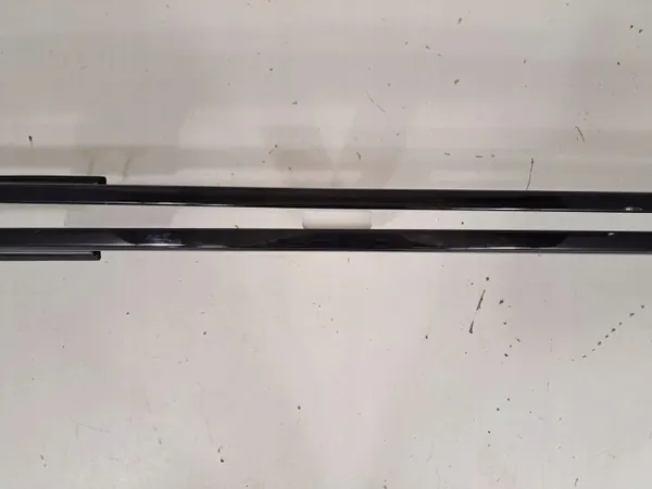 Barras de techo BMW X7 G07 OEM 8090458 - Usado image 3