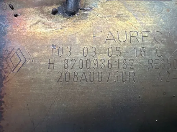 Catalytic Converter Renault Megane III 8200936182 image 4