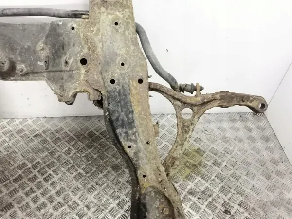 Honda Accord 2009 Etuapukehys OEM AMD145306 image 4