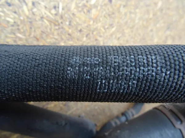 AUDI Q3 8U 2.0 TDI Vesisarjat Setti 5N0122101AC image 2