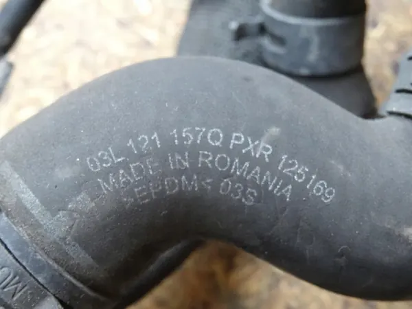 AUDI Q3 8U 2.0 TDI Vesisarjat Setti 5N0122101AC image 8