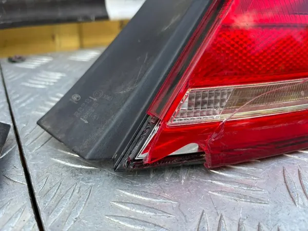 VW New Beetle Luz Trasera Izquierda Derecha image 4