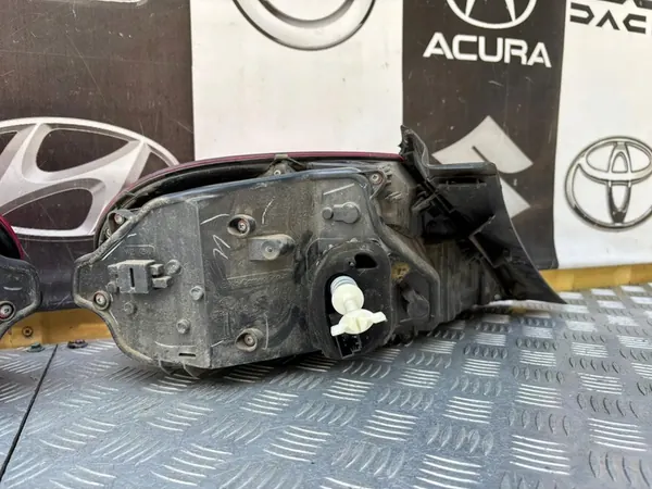 VW New Beetle Luz Trasera Izquierda Derecha image 7