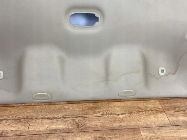 Plafonnier RAM 1500 2021 OEM podsufitka d'occasion image 5