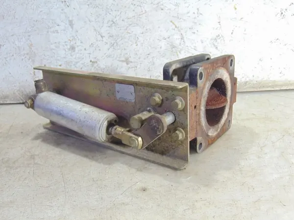 Cilindro de freno Nissan OE OEM 47420-LA30B image 2