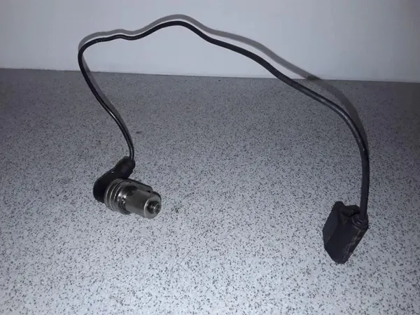 Nokkenassensor OEM 1724055 voor BMW image 2