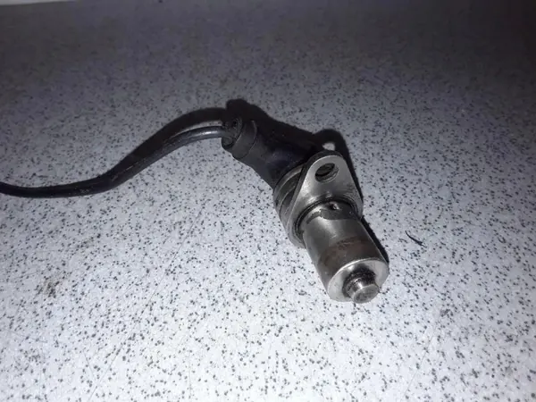 Nokkenassensor OEM 1724055 voor BMW image 3