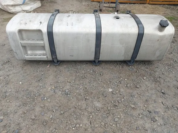 Tanque DAF XF 106 OEM 2198089 - Conjunto Completo image 2