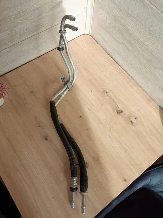 Ölkühlerleitung Getriebe OEM P68217330AB - Gebraucht image 2