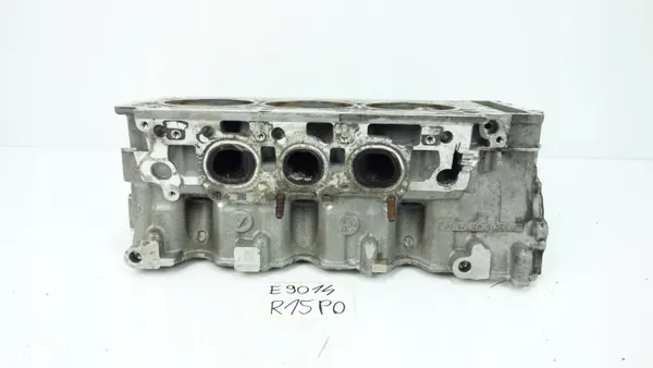 Mercedes Sylinterikansi OEM R2760162500 3.5 V6 image 2
