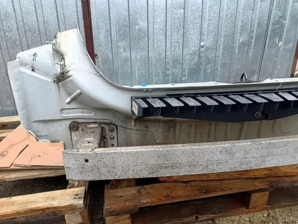 OEM 084427022026 Peugeot 308 II Achtervloer image 3
