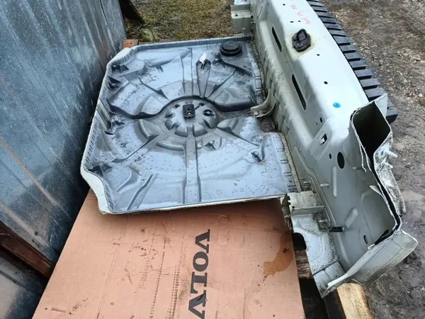 OEM 084427022026 Peugeot 308 II Achtervloer image 6