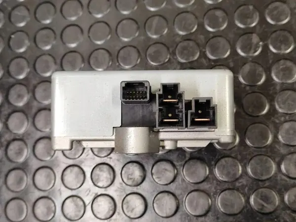 Unité de contrôle de direction CITROËN C4 AIRCROSS 1.8L 8633A052 image 6