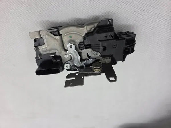 VOLVO XC60 II XC90 II Hintere Linke Türschloss 32131412 image 3